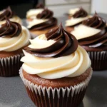 Perfect Swirl Cupcakes: Two-Tone Frosting Magic
